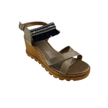The latest women PU platform shoes high heels Straw design wedges sandals 